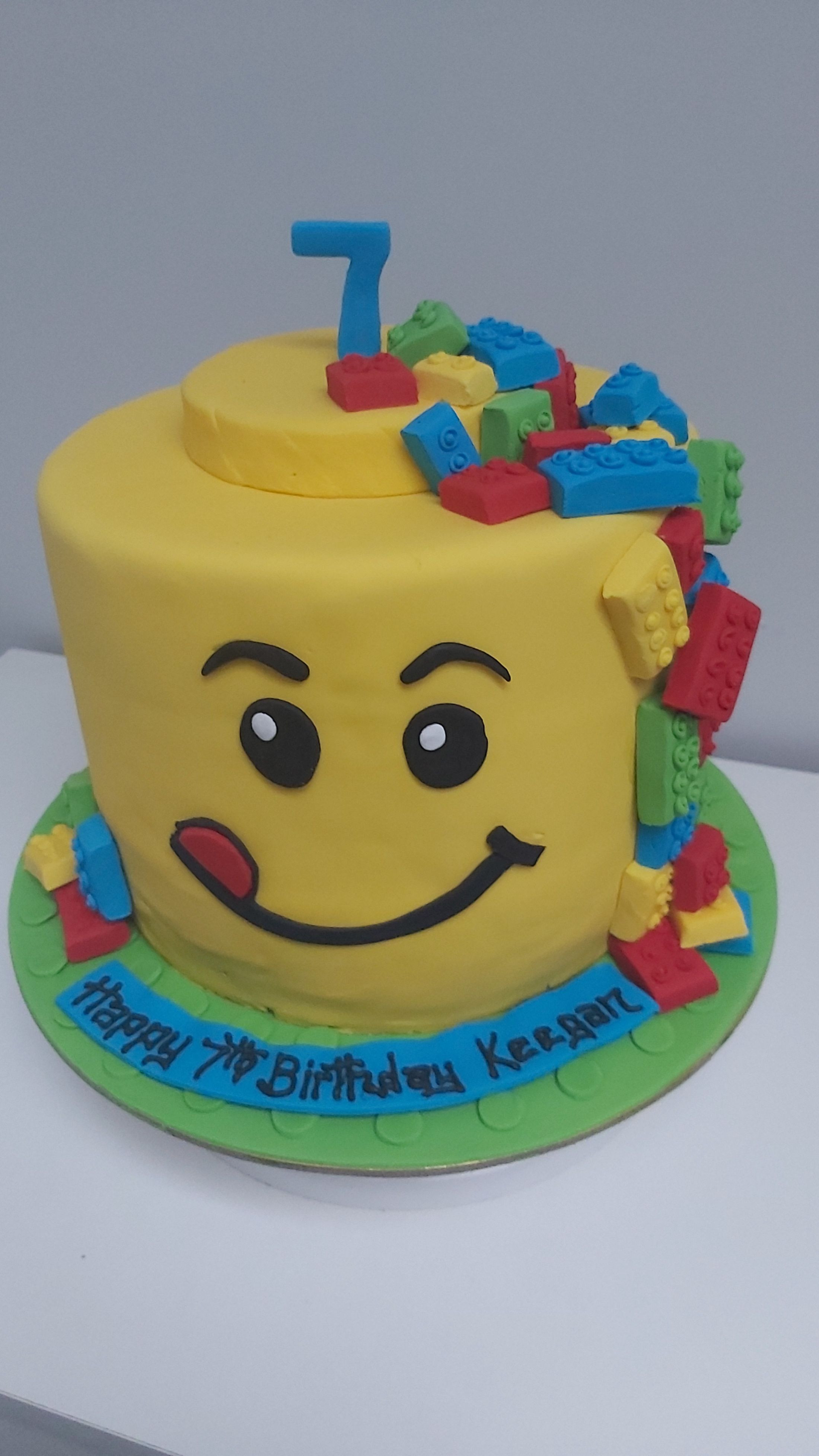 Cake Decorating - Decorate a Lego Cake